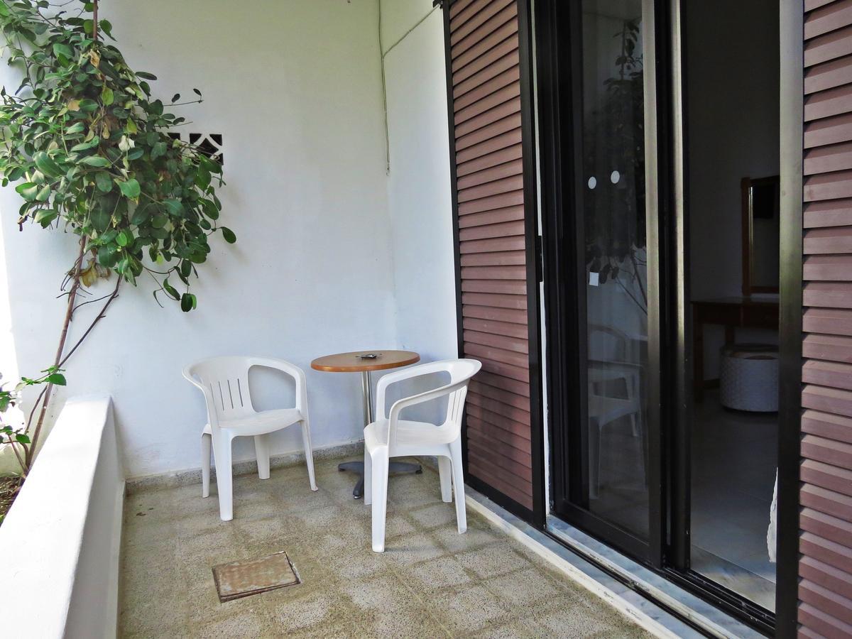 Debby Apartments Ialysos  Ruang foto