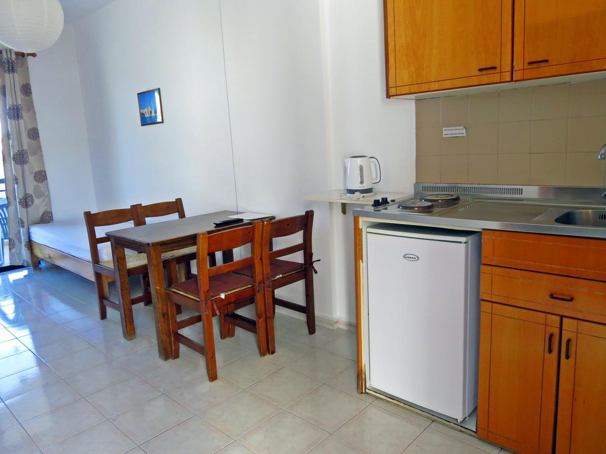 Debby Apartments Ialysos  Bagian luar foto