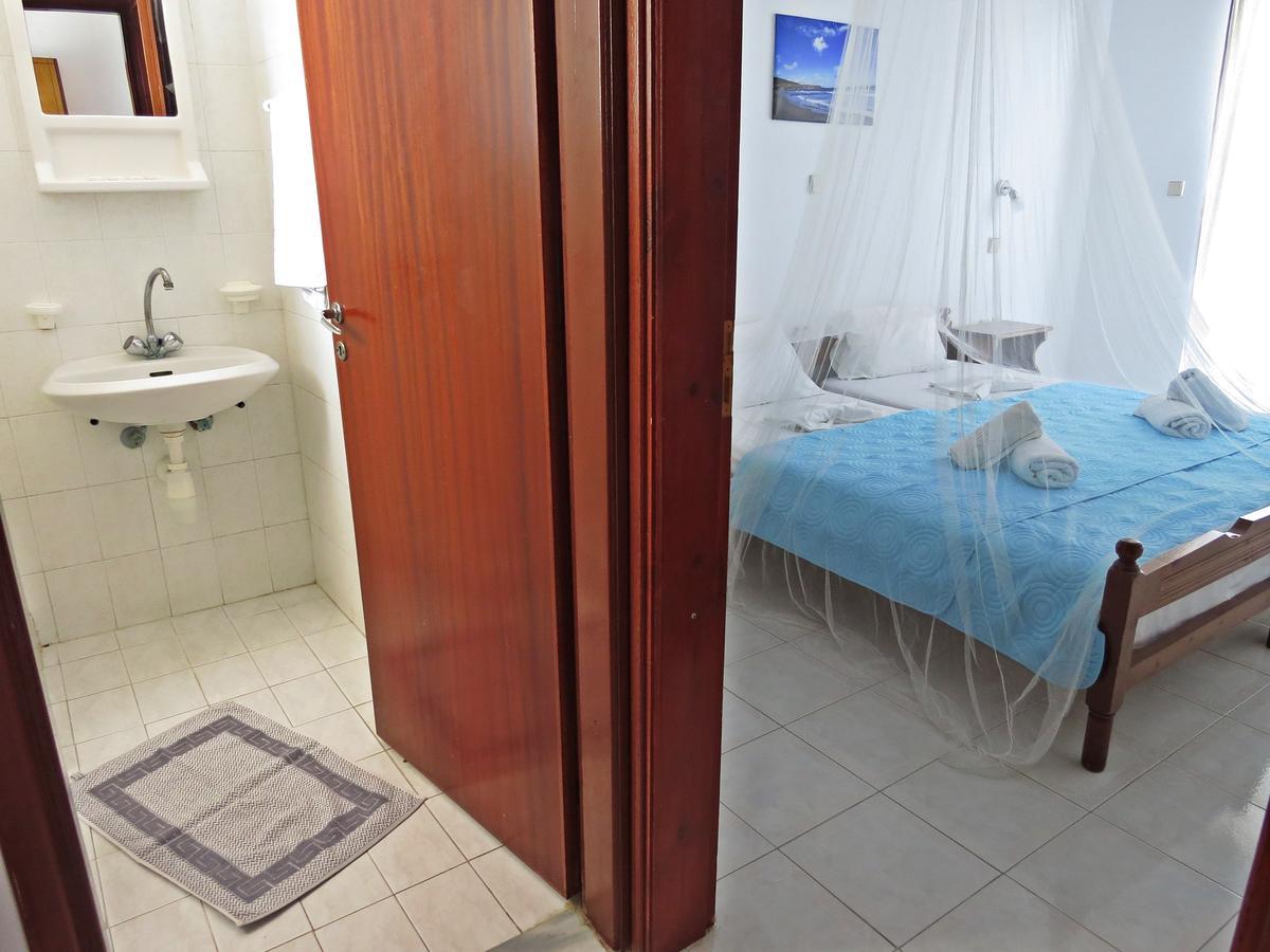 Debby Apartments Ialysos  Bagian luar foto