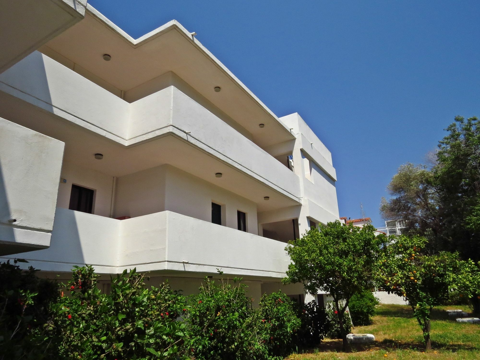 Debby Apartments Ialysos  Bagian luar foto