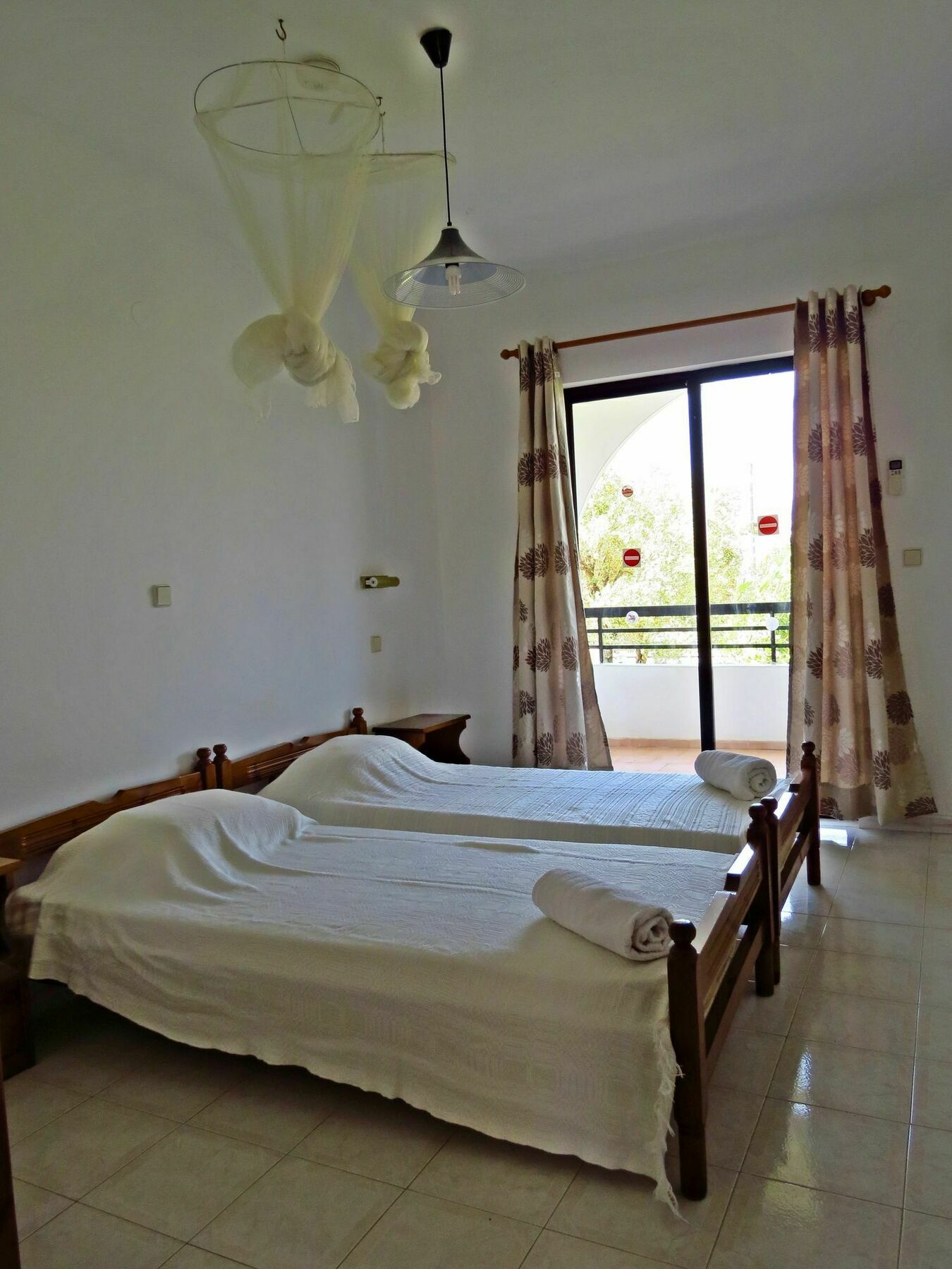 Debby Apartments Ialysos  Bagian luar foto