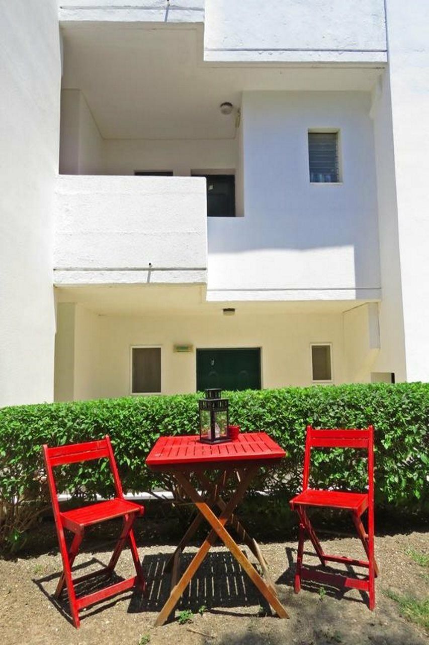 Debby Apartments Ialysos  Bagian luar foto